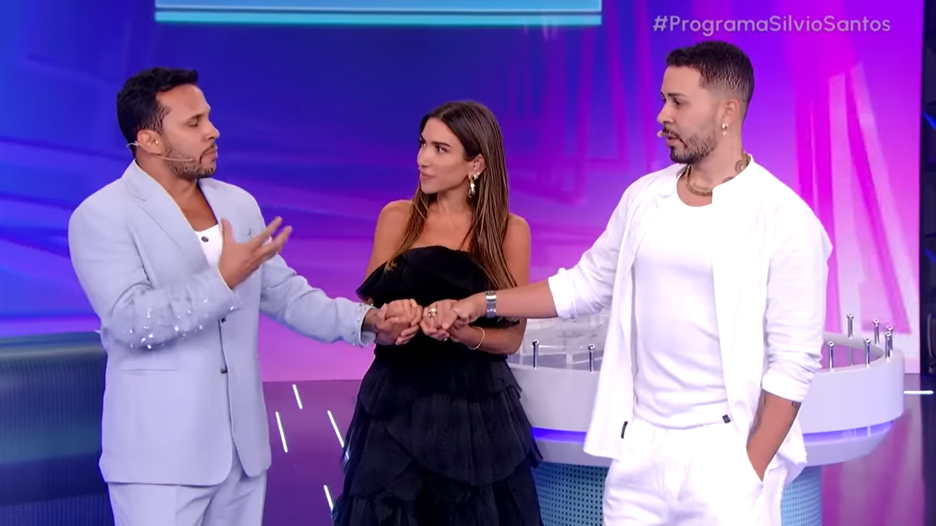 Carlinhos Maia e Lucas Guimarães durante o Programa Silvio Santos com Patrícia Abravanel (Créditos: Reprodução/SBT)