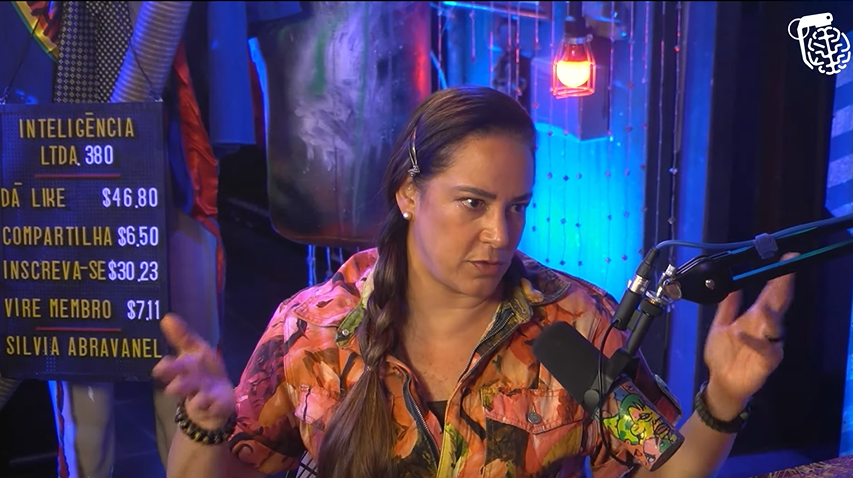 Filha de Silvio Santos, Silvia Abravanel disse o que pensa sobre ter programa evangélico no SBT (Créditos: Reprodução/Youtube)